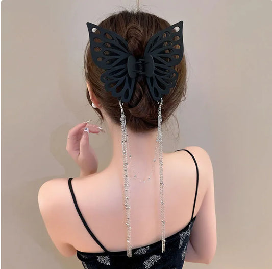 Elegant Butterfly Hair Clip with Flowing Tassel