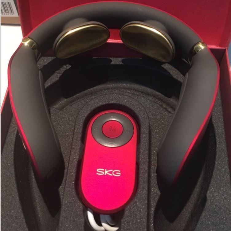 Neck Massager – with Remote-Control and Heat Therapy